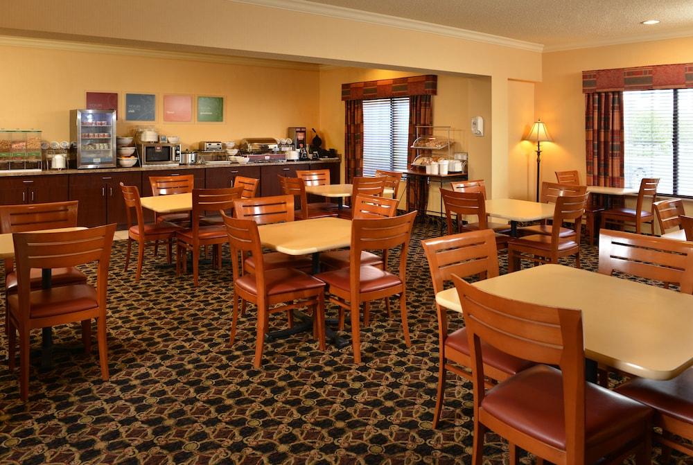Comfort Suites Prestonsburg West Exteriör bild