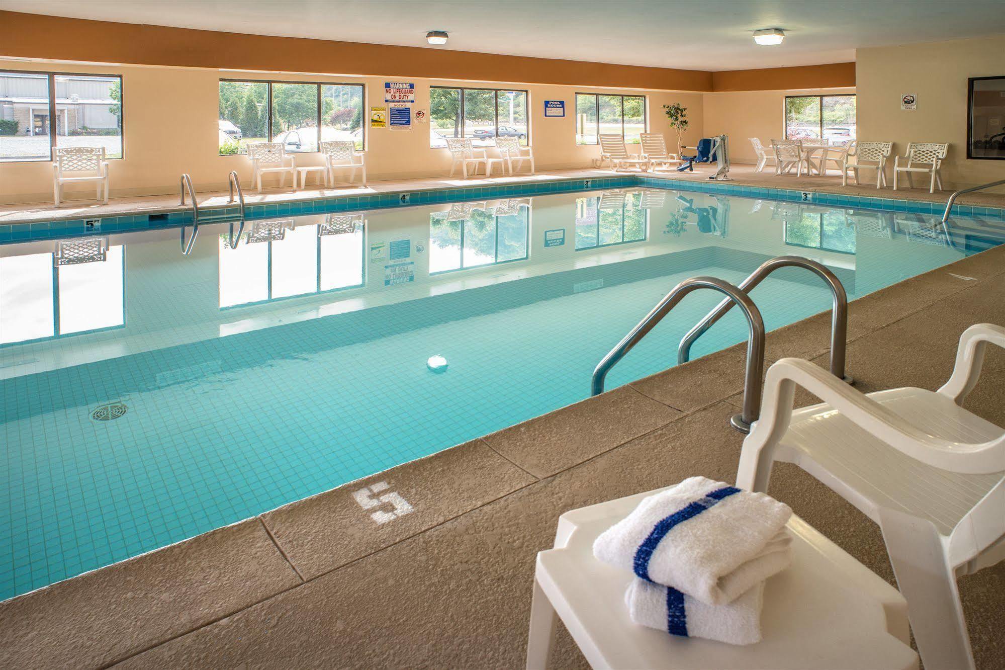 Comfort Suites Prestonsburg West Exteriör bild
